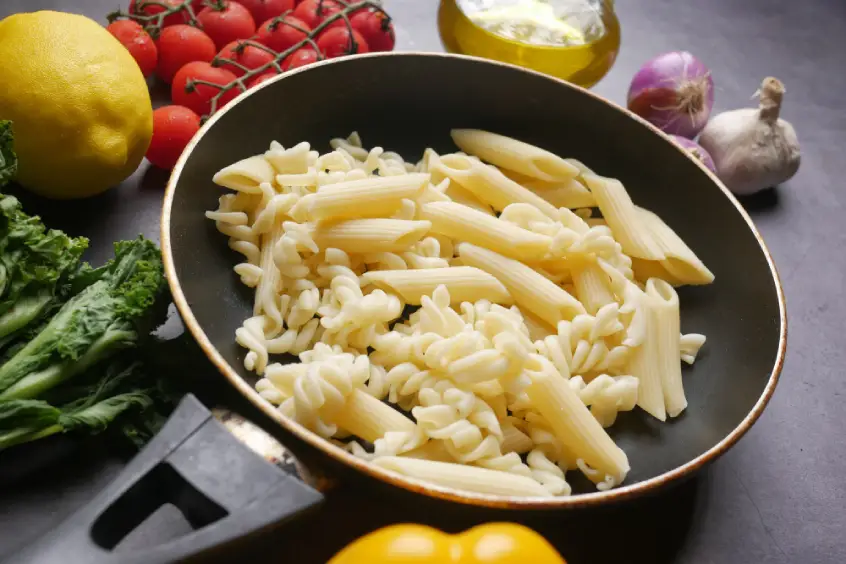 Master the perfect Cajun Alfredo Sauce with our easy recipe. Enjoy a creamy, spicy twist on classic Alfredo for an unforgettable pasta dish.