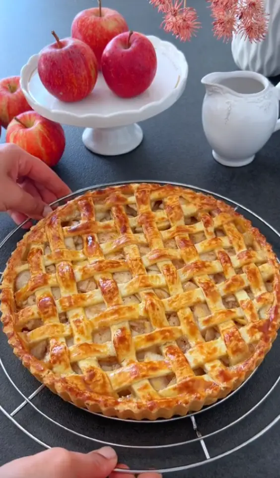 Indulge in the perfect slice of homemade Classic Apple Pie a la Mode with this easy-to-follow recipe. A timeless dessert that's sure to impress